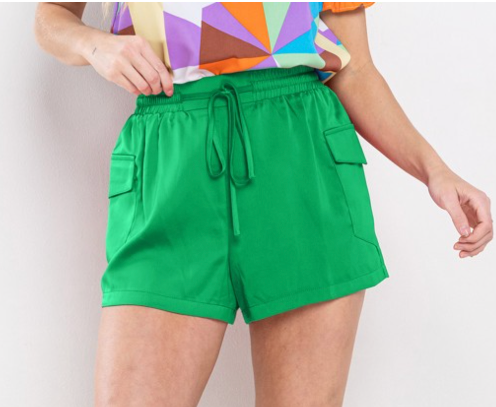 Jules Elastic Cargo Shorts | Green