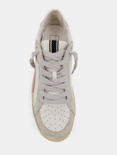 Load image into Gallery viewer, Salma Sneaker | Gold