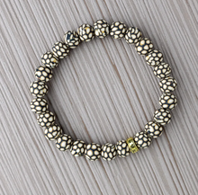 Load image into Gallery viewer, Macadamia Bracelet