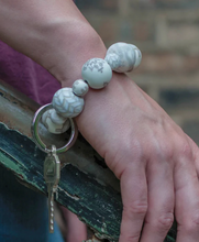 Load image into Gallery viewer, Linen Wrist Keychain